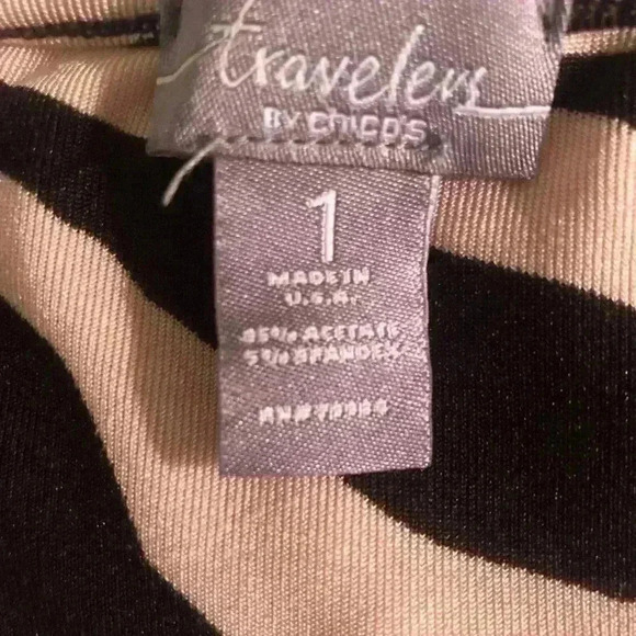 Chicos Travelers size 1 medium Women’s Blouse Black and tan Tiger Print - Picture 3 of 4